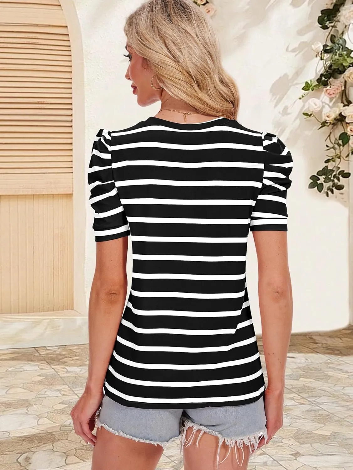 Womens Tops Crew Neck Striped Short Sleeve Casual Loose Tees Comfort Colors Tshirt 2025 Summer Outfits