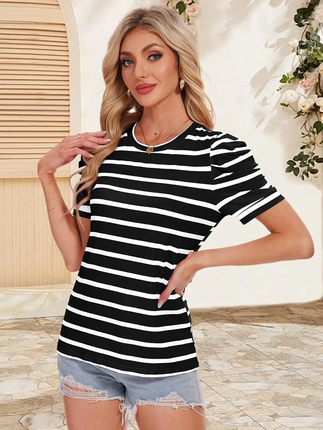 Womens Tops Crew Neck Striped Short Sleeve Casual Loose Tees Comfort Colors Tshirt 2025 Summer Outfits